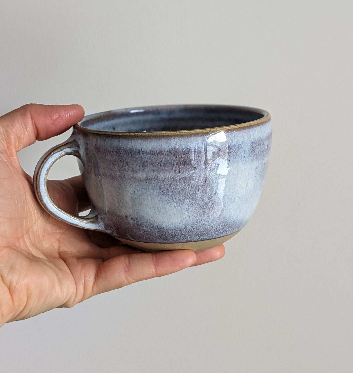 Tasse à anse basse